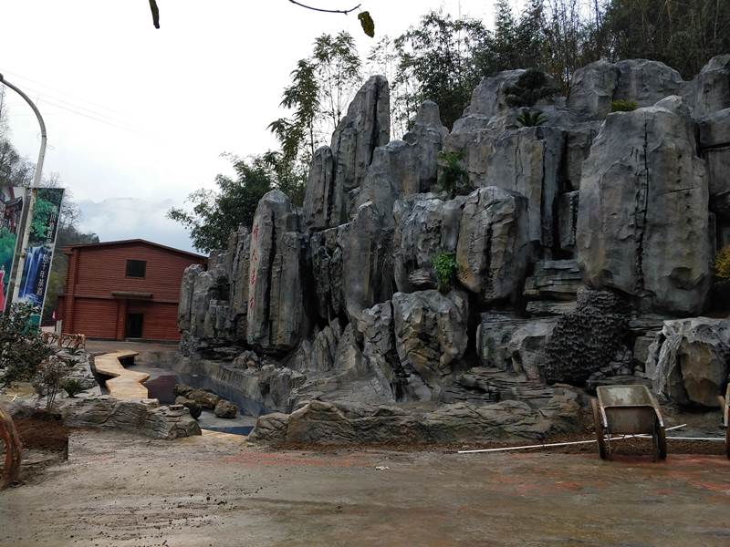 宜賓清溪溝景區(qū)塑石假山設(shè)計(jì)施工案例 宜賓清溪溝景區(qū)塑石假山設(shè)計(jì)施工案例